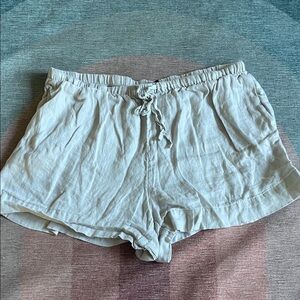 H&M %100 Linen Cream Lounge Casual Shorts